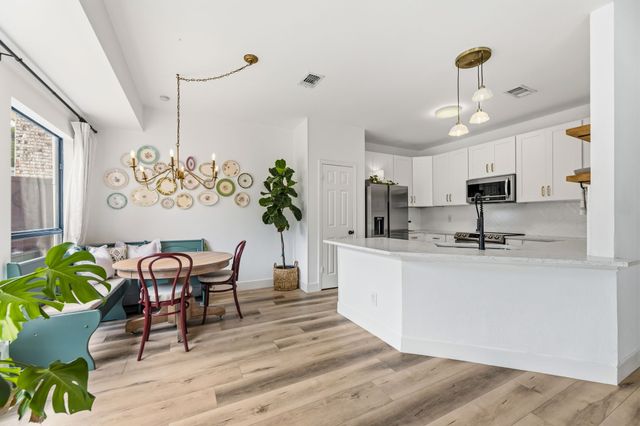 2706 Collins Boulevard, Garland, TX 75044