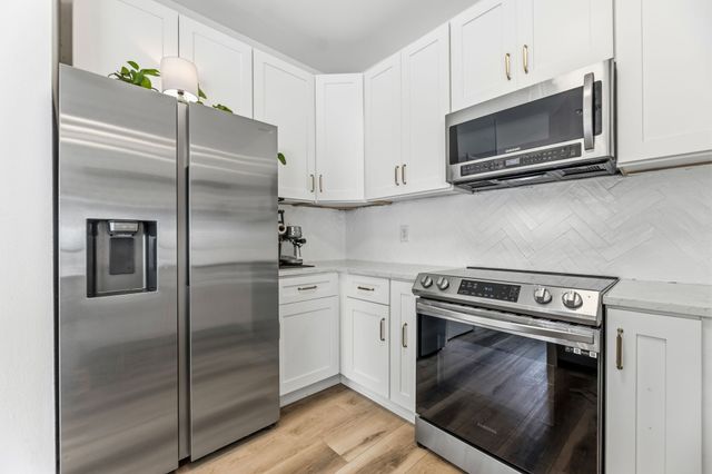 2706 Collins Boulevard, Garland, TX 75044