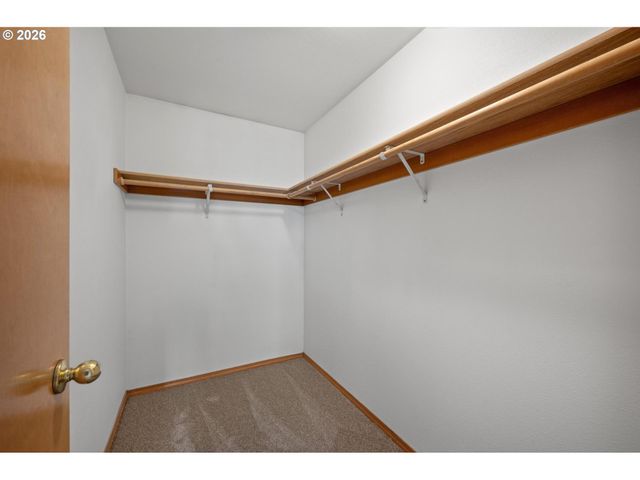 6022 Se CARLTON St, Portland, OR 97206