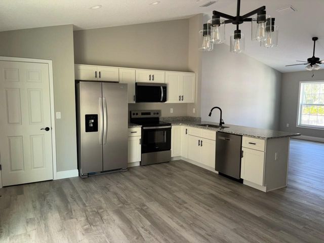 2796 W PARAGON LANE, Dunnellon, FL 34433