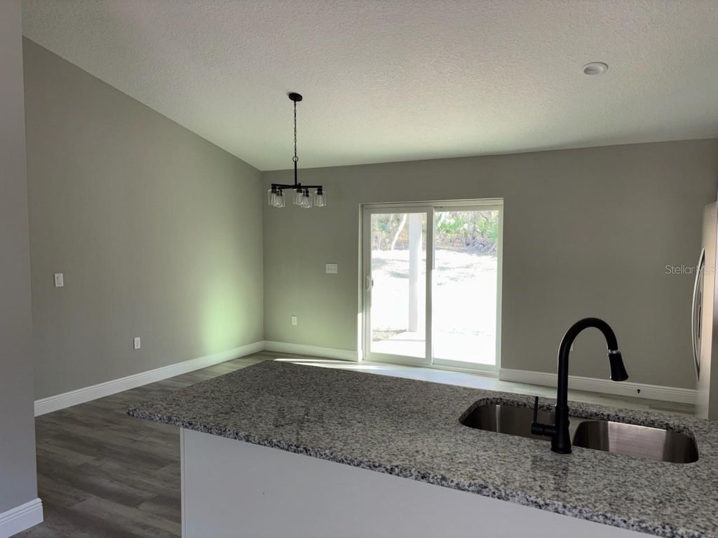 Image 11 of property listing at 2796 W PARAGON LANE, Dunnellon, FL 34433