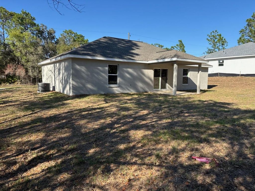 Image 5 of property listing at 2796 W PARAGON LANE, Dunnellon, FL 34433