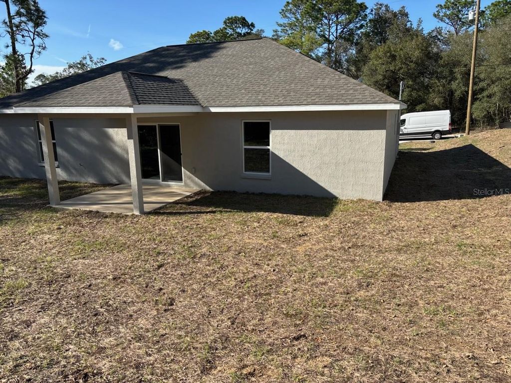 Image 7 of property listing at 2796 W PARAGON LANE, Dunnellon, FL 34433