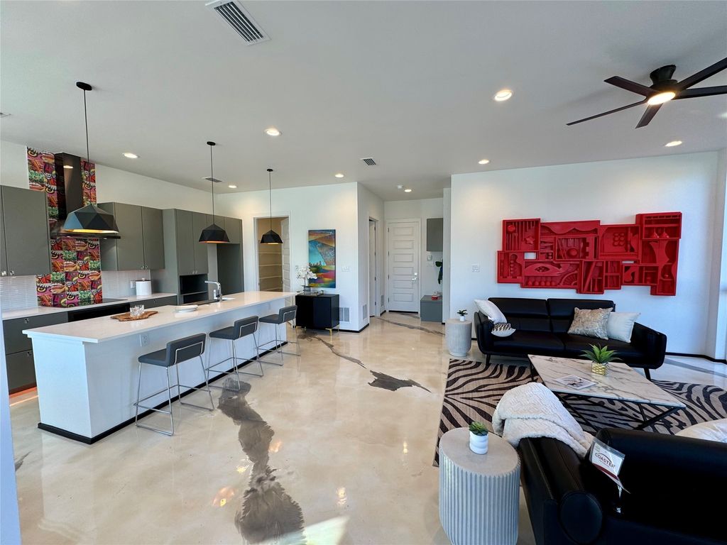 3415 Chihuahua Avenue, Dallas, TX 75212