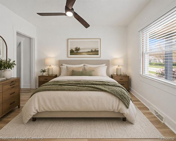 20510 Broadacres Street, Clinton Township, MI 48035