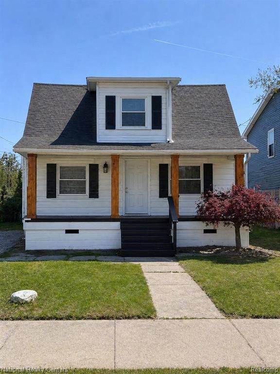 20510 Broadacres Street, Clinton Township, MI 48035