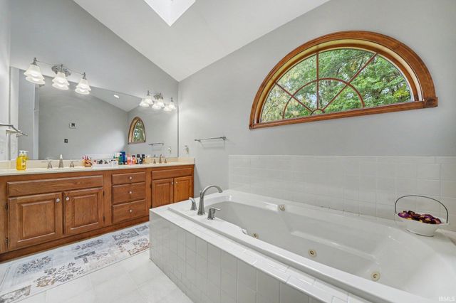 52480 Woodington Court, Granger, IN 46530