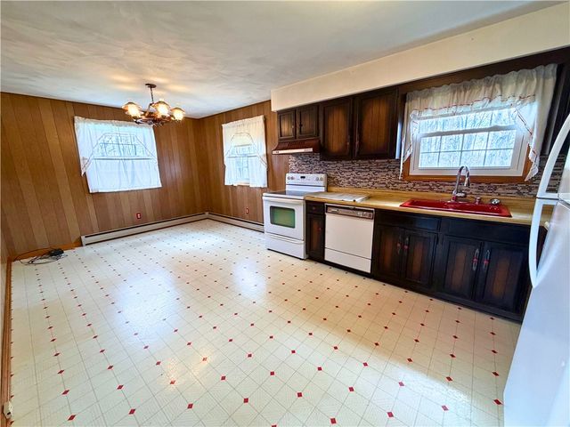 347 McClelland Road, Findley Twp, PA 16137