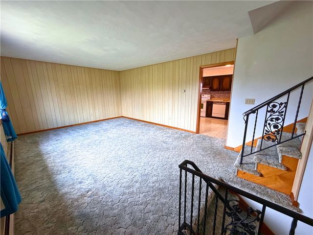 347 McClelland Road, Findley Twp, PA 16137