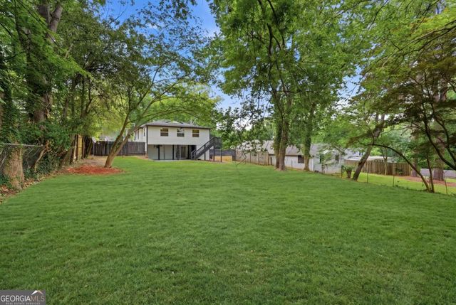 1996 Benson Avenue SE, Smyrna, GA 30080
