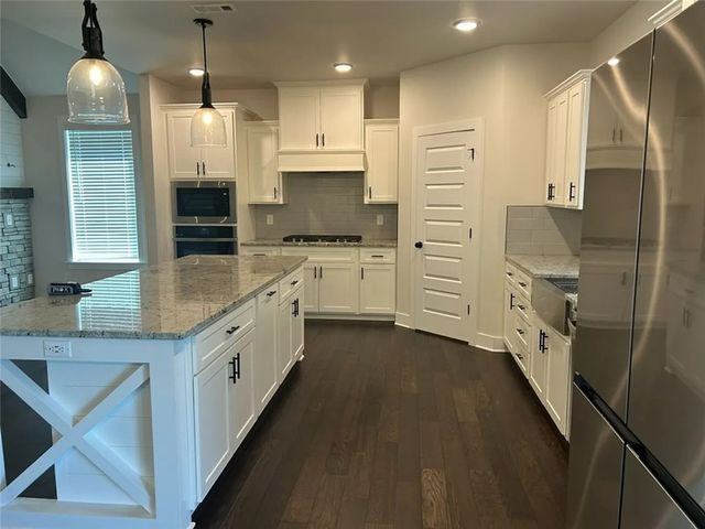 1141 Red Maple Street, Centerton, AR 72719