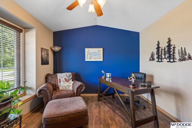 1030 N 185th Street, Omaha, NE 68022