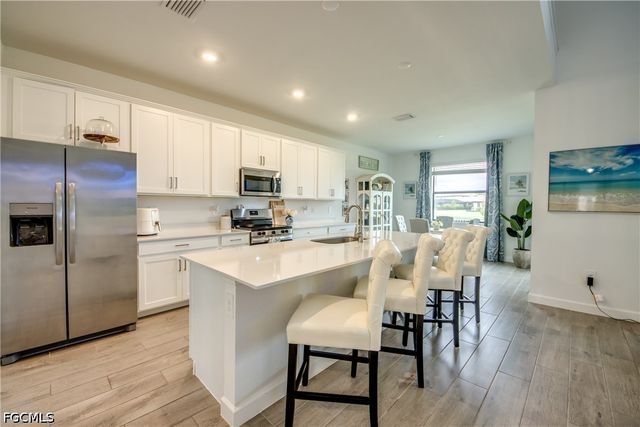 10895 Timber Creek DR, Fort Myers, FL 33913