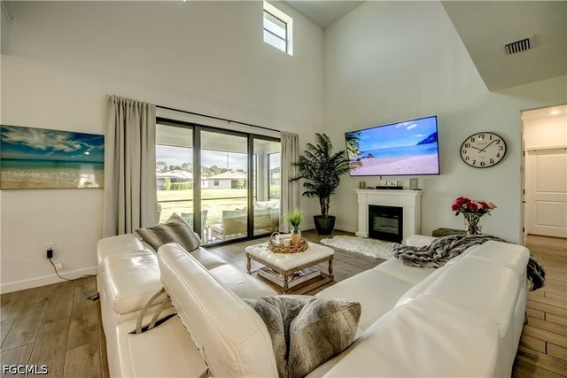 10895 Timber Creek DR, Fort Myers, FL 33913