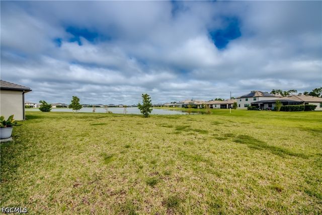 10895 Timber Creek DR, Fort Myers, FL 33913