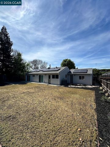 2061 Sherman Dr, Pleasant Hill, CA 94523