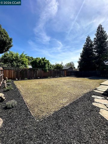 2061 Sherman Dr, Pleasant Hill, CA 94523