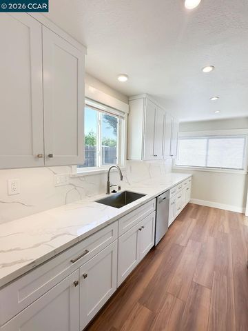 2061 Sherman Dr, Pleasant Hill, CA 94523