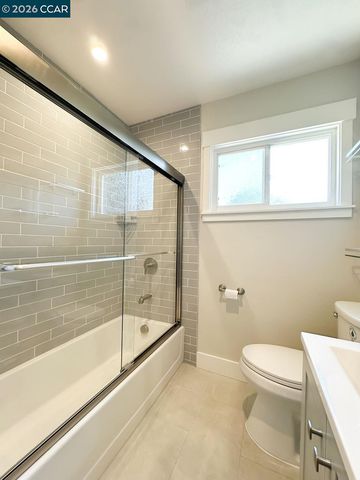 2061 Sherman Dr, Pleasant Hill, CA 94523