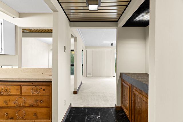 55 Tall Oaks Drive 705, Weymouth, MA 02190