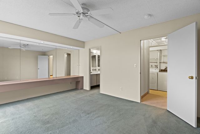 55 Tall Oaks Drive 705, Weymouth, MA 02190