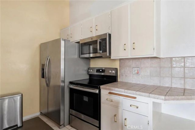 23930 Los Codona 206, Torrance, CA 90505
