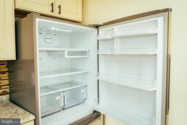 636 KENYON ST NW, Washington, DC 20010