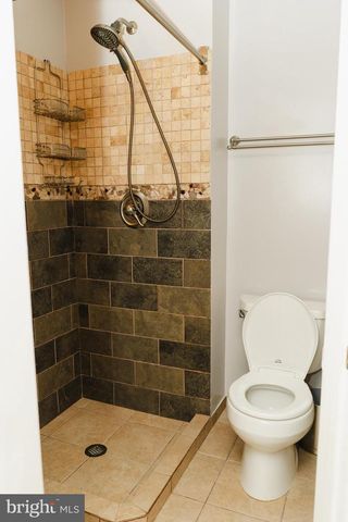 636 KENYON ST NW, Washington, DC 20010