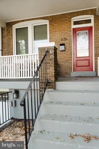 636 KENYON ST NW, Washington, DC 20010