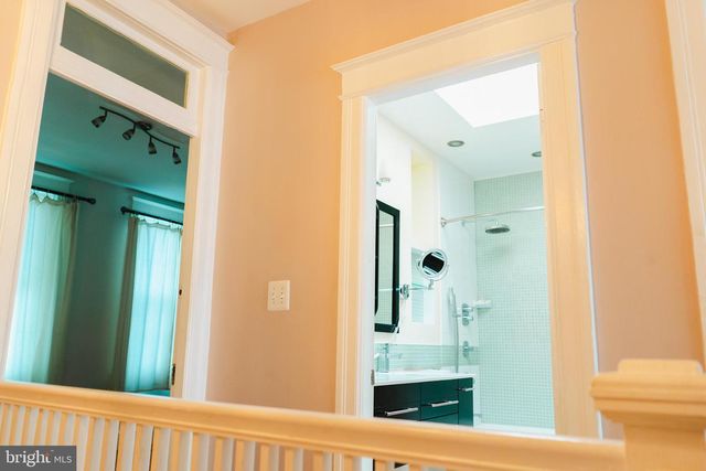 636 KENYON ST NW, Washington, DC 20010