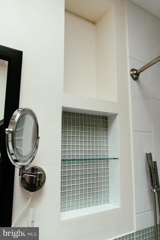 636 KENYON ST NW, Washington, DC 20010