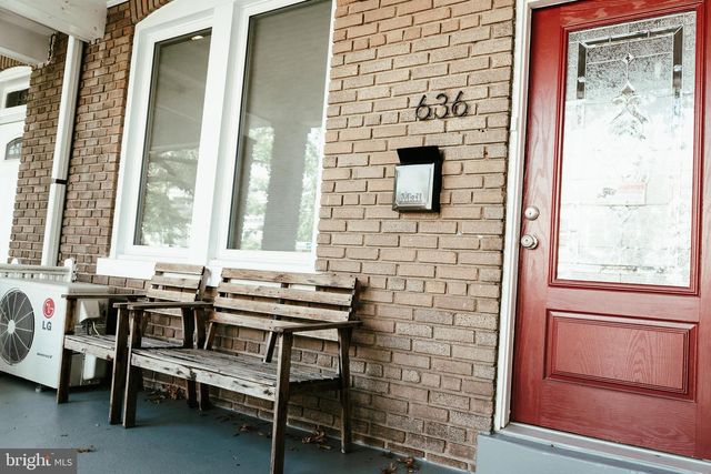 636 KENYON ST NW, Washington, DC 20010