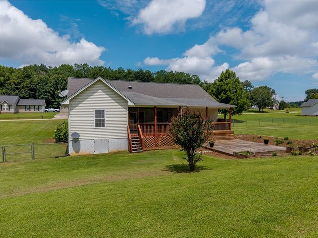 209 Pebble Creek Drive, Seneca, SC 29678