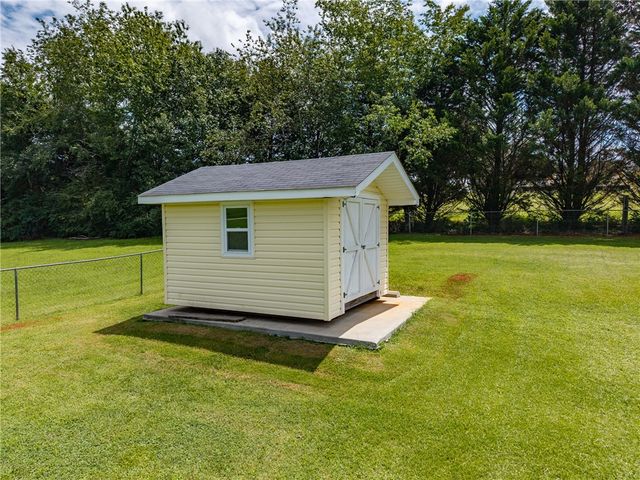 209 Pebble Creek Drive, Seneca, SC 29678