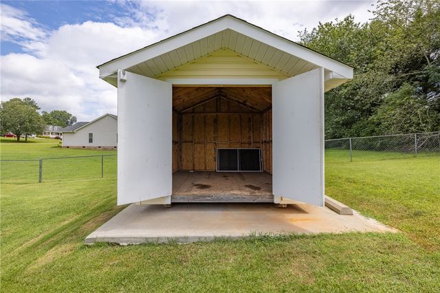 209 Pebble Creek Drive, Seneca, SC 29678