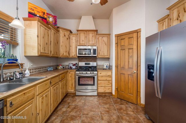 3516 Saddle Rock Road, Las Cruces, NM 88011