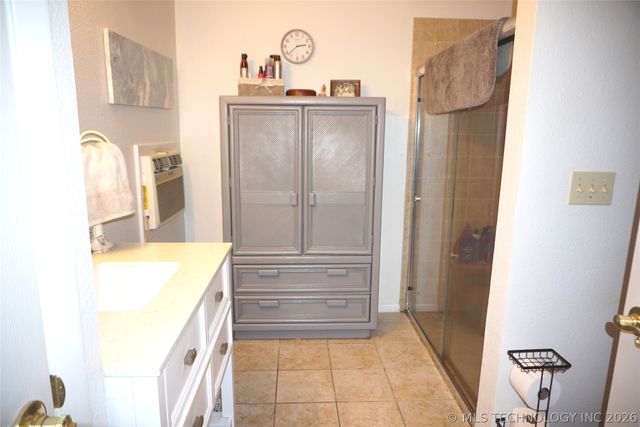 205 Washington Street, Henryetta, OK 74437