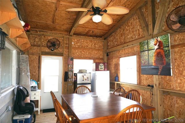 205 Washington Street, Henryetta, OK 74437