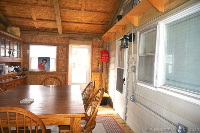 205 Washington Street, Henryetta, OK 74437