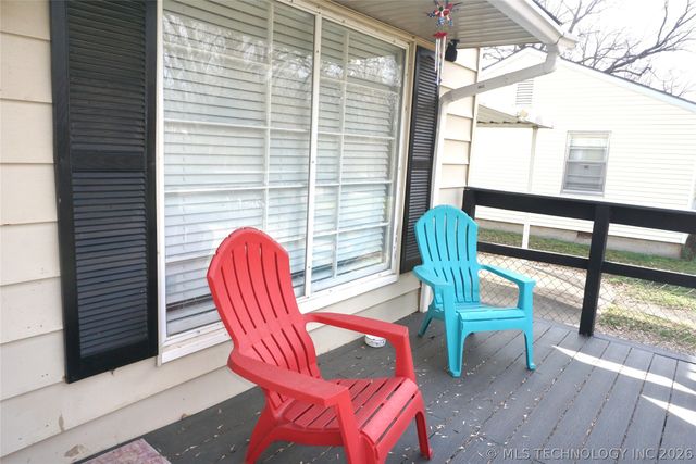 205 Washington Street, Henryetta, OK 74437