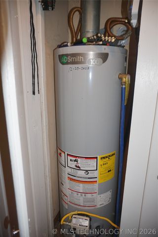 205 Washington Street, Henryetta, OK 74437