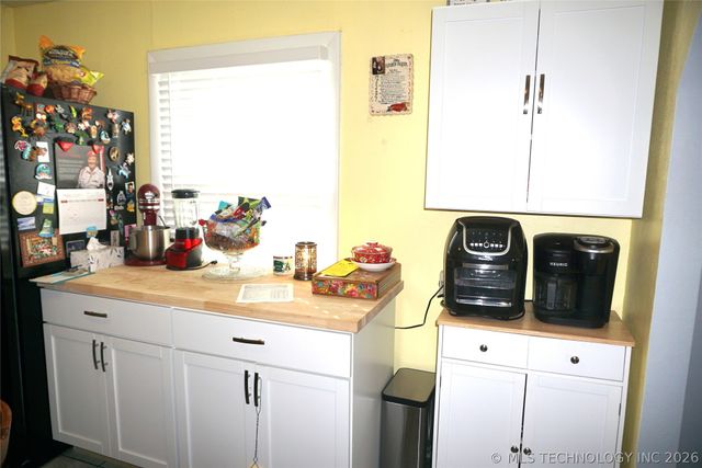 205 Washington Street, Henryetta, OK 74437