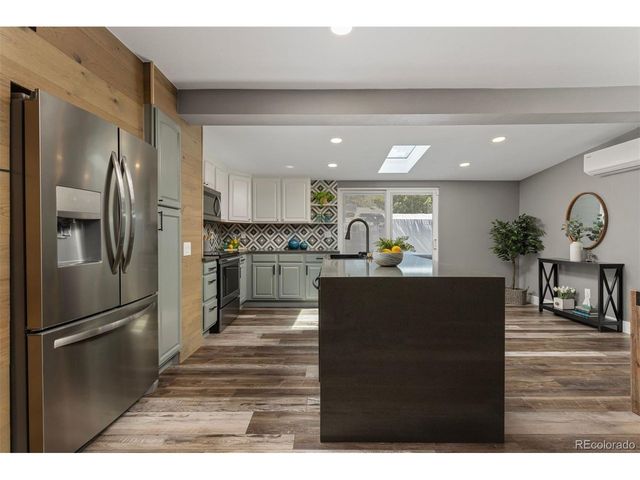 3692 S Mobile Way, Aurora, CO 80013