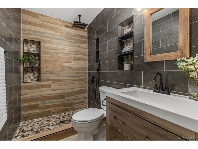 3692 S Mobile Way, Aurora, CO 80013