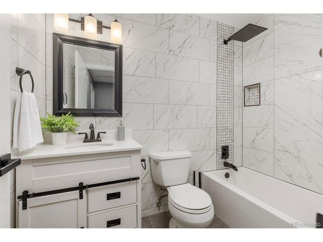 3692 S Mobile Way, Aurora, CO 80013