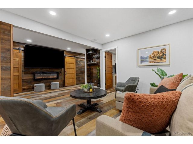 3692 S Mobile Way, Aurora, CO 80013