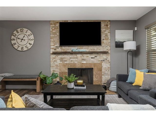 3692 S Mobile Way, Aurora, CO 80013