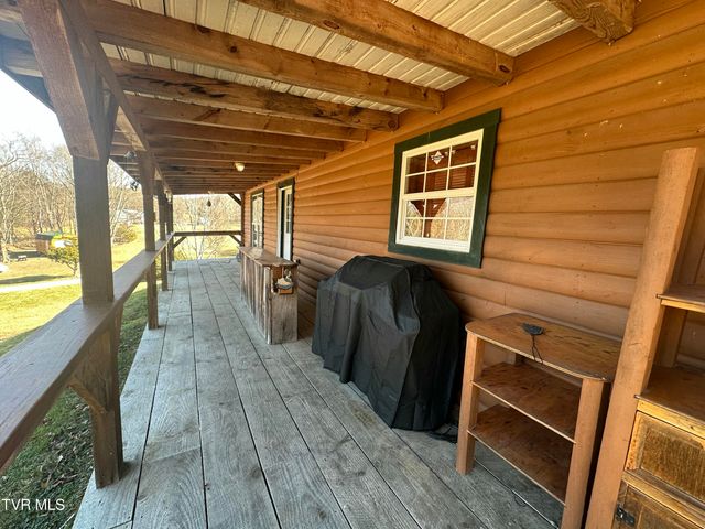 3693 Sane Road, Parrottsville, TN 37843