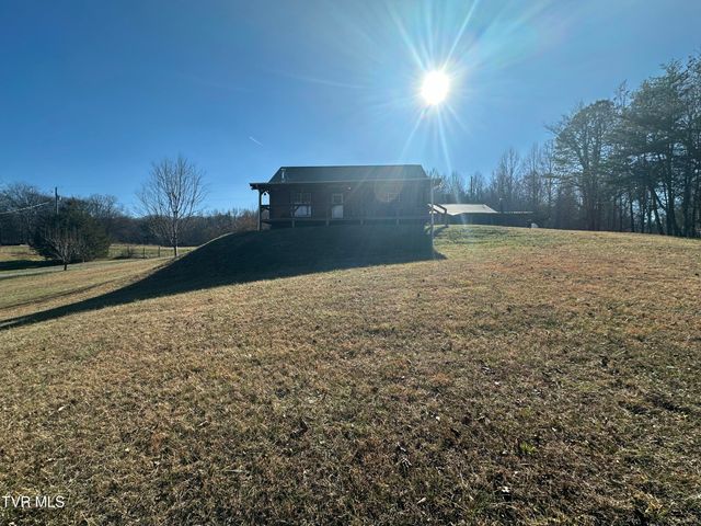 3693 Sane Road, Parrottsville, TN 37843