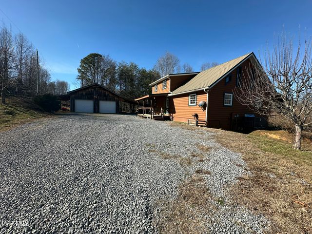 3693 Sane Road, Parrottsville, TN 37843